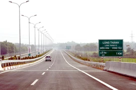 Cho phép chạy 120km/giờ trên cao tốc TP.HCM-Long Thành-Dầu Giây