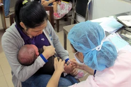 TP Hồ Chí Minh triển khai chiến dịch tiêm vắcxin sởi-rubella