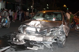 Bà Rịa-Vũng Tàu: Xe "sang" đâm dân quân xã, 7 người thương vong