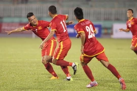 Tuyển Việt Nam hạ U23 Bahrain 3-0 trong trận cầu "mất điện"