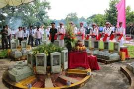 Các đơn vị tập trung tìm kiếm, quy tập hài cốt liệt sỹ ở trong nước