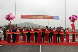 Tỉnh Thanh Hóa khánh thành cầu Yên Hoành nối hai bờ sông Mã