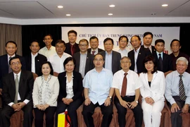 Đoàn Việt kiều tiêu biểu về nước chào mừng kỷ niệm Quốc khánh