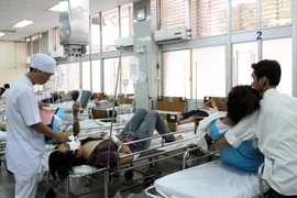 Bệnh viện Chợ Rẫy cấp cứu hơn 1.000 ca dịp Tết Dương lịch