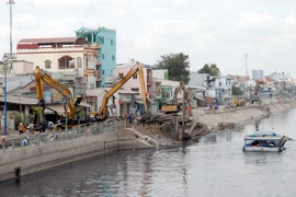 Thành phố Hồ Chí Minh hồi sinh những dòng kênh "chết"