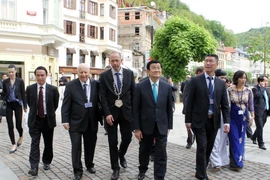 Chủ tịch nước tiếp tục hoạt động thăm cấp Nhà nước Cộng hòa Séc