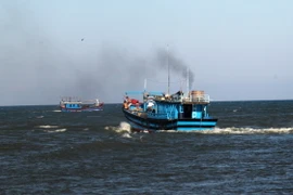 Thông báo tàu thuyền chủ động đối phó diễn biến của bão Maysak