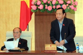 Bế mạc phiên họp 37 của Ủy ban Thường vụ Quốc hội khóa 13