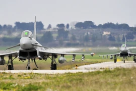 Máy bay chiến đấu của Không quân Hoàng gia Anh. (Nguồn: AFP/TTXVN)