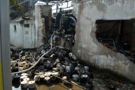 Hiện trường vụ cháy. (Ảnh: Mạnh Linh/TTXVN)