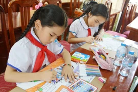 Sôi nổi hội thi vẽ “Chúng em tự hào về thành phố mang tên Bác”