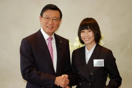 Kumho Asiana trao học bổng cho sinh viên Việt tại Hàn Quốc