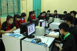 Đoàn giám sát Quốc hội kiểm tra sử dụng vốn ODA ở Điện Biên