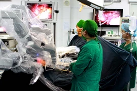 TP. HCM: Kịp thời cứu sống bé trai 2 tuổi bị bố đâm xuyên ngực