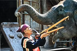 Triển lãm Sắc màu các dân tộc Việt Nam chào mừng IPU -132