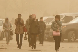 Trận bão cát hiếm thấy tấn công 11 tỉnh thành Bắc Trung Quốc