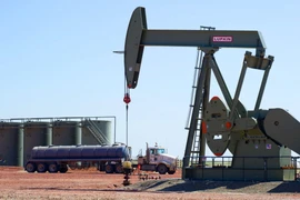 Giếng dầu gần Tioga, Bắc Dakota, Mỹ. (Nguồn: AFP/TTXVN)