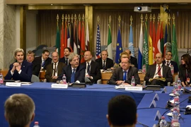 Đại diện các bên dự Hội nghị quốc tế Rome nhằm chấm dứt xung đột ở Libya. (Nguồn: AFP/TTXVN)