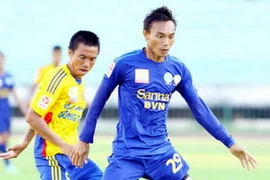 Sanna Khánh Hòa-Biển Việt Nam (áo xanh). Ảnh minh họa. (Nguồn: thethaovanhoa)