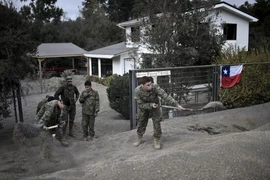 Chile: Núi lửa Calbuco vẫn phun nham thạch, hơn 6.500 người sơ tán