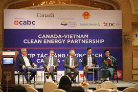 Diễn đàn Hợp tác Năng lượng Sạch Canada-Việt Nam. (Ảnh: Thành Chung/TTXVN)