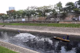 Sau 2 tháng hoạt động, đơn vị lắp đặt sẽ phối hợp với Bộ Tài nguyên và Môi trường nghiệm thu, đánh giá kết quả, báo cáo Thủ tướng Chính phủ để triển khai các bước tiếp theo. (Ảnh: Huy Hùng/TTXVN)