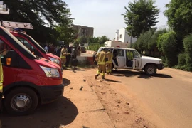 Video đặc nhiệm Mali giải cứu con tin khỏi khách sạn Radisson