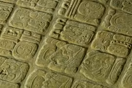 Bảng chữ đá cổ từ thế kỷ thứ 7 hé lộ bí ẩn về nền văn minh Maya