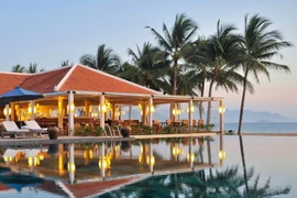 [Mega Story] Top 10 kỳ quan nghỉ dưỡng ven biển Việt Nam 