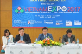 Họp báo giời thiệu hội chợ thương mại quốc tế Việt Nam lần thứ 27. (Ảnh: Đức Duy/Vietnam+)