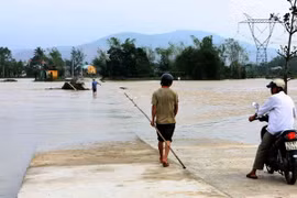 Mưa lũ làm 33 người chết và mất tích, 3 người bị thương