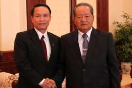 Lãnh đạo Lào tiếp đoàn đại biểu cấp cao TTXVN