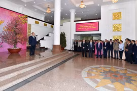 Lãnh đạo Chính phủ chúc Tết cán bộ, công chức Văn phòng Chính phủ