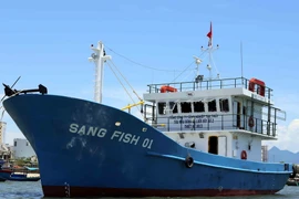 Ký kết giải ngân 61 tỷ đồng cho ngư dân Bình Định đóng tàu vỏ thép