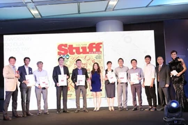 Samsung thắng lớn tại lễ trao giải Stuff Vietnam Awards 2014