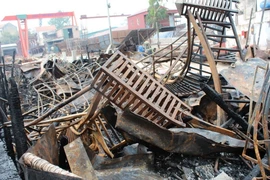 Cháy nổ tàu du lịch gây ảnh hưởng xấu thương hiệu Vịnh Hạ Long