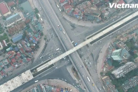 Thành phố Hà Nội và Bộ Giao thông vận tải đã tổ chức Lễ thông xe nút giao Trung Hòa và hầm nút giao Thanh Xuân. (Ảnh: Tùng Lâm/Vietnam+)