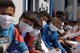 Trẻ em tại một trại tị nạn ở Atme, Syria ngày 16/3/2020. (Ảnh: AFP/TTXVN)