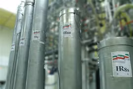 Thiết bị làm giàu urani tại nhà máy hạt nhân Nataz, cách thủ đô Tehran khoảng 300km về phía Nam ngày 4/11/2019. (Ảnh: AFP/TTXVN)