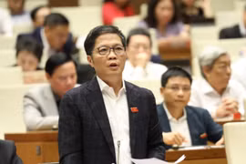Bộ trưởng Bộ Công Thương Trần Tuấn Anh phát biểu giải trình, làm rõ một số vấn đề đại biểu Quốc hội nêu. (Ảnh: Văn Điệp/TTXVN)