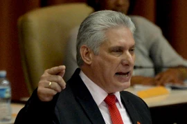Chủ tịch Cuba Miguel Diaz-Canel phát biểu tại một cuộc họp ở thủ đô La Habana. (Ảnh: AFP/TTXVN)