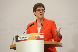 Chủ tịch CDU Annegret Kramp-Karrenbauer phát biểu tại cuộc họp báo ở Berlin ngày 7/2/2020. (Ảnh: AFP/TTXVN)