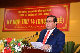 Chủ tịch HĐND tỉnh Cà Mau Trần Văn Hiện phát biểu tại kỳ họp thứ 14 (chuyên đề), HĐND tỉnh khoá IX. (Nguồn: baocamau.com.vn)