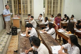[Video] Bộ GD-ĐT sẽ điều chỉnh thời gian thi THPT quốc gia