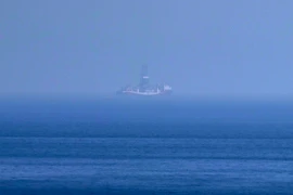 Tàu khoan thăm dò Yavuz của Thổ Nhĩ Kỳ ở vùng biển ngoài khơi phía Bắc CH Cyprus ngày 21/7/2019. (Ảnh: AFP/TTXVN)