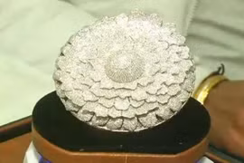 Nhẫn kim cương The Marigold - The Ring of Prosperity. (Nguồn: indeednews.in)