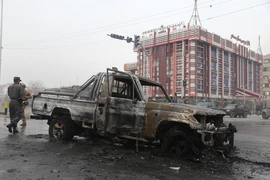 Hiện trường vụ đánh bom ở Kabul, Afghanistan ngày 20/12/2020. (Ảnh: THX/TTXVN)