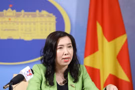 Người Phát ngôn Bộ Ngoại giao Việt Nam Lê Thị Thu Hằng trả lời các câu hỏi của phóng viên. (Ảnh: Văn Điệp/TTXVN)