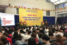 Hà Nội: Hơn 1.300 chỉ tiêu tuyển dụng, tuyển sinh đầu Xuân