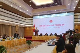 Lãnh đạo Bộ Xây dựng nói về loại hình kinh doanh condotel. (Ảnh: PV/Vietnam+)